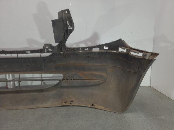Mercedes Vito 639 Front Bumper without Park Sensors/Washers 2004–2011 - Image 8