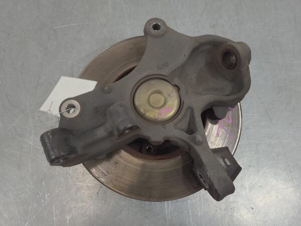 Mercedes Sprinter VS30 Right Front Hub Assembly Rwd 2018–Present - Image 6