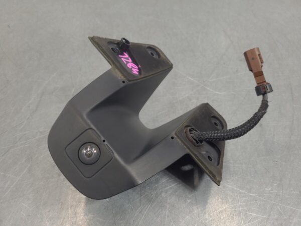 Mercedes Sprinter VS30 Camera/Radar 2 Plug 2018–Present - Image 2