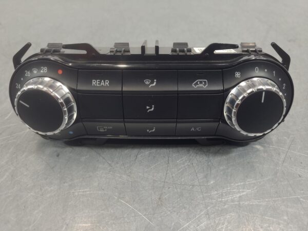 Mercedes Vito 447 Heater/AC Controls Vito 2015–Present - Image 3