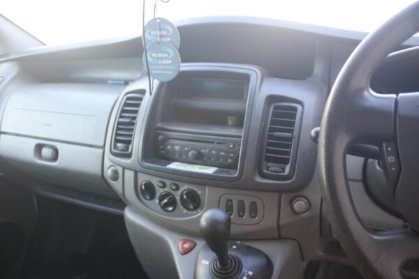 Renault Trafic X83 Left Front 1/4 Door Glass Van 04/04-12/14 2004–2014 - Image 8