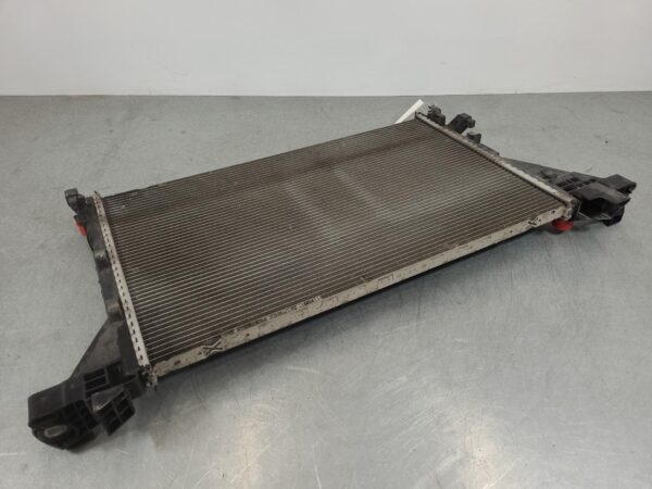 Renault Master X62 Radiator 2020–Present - Image 6