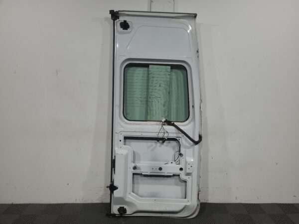 Renault Master X62 Mid/High Roof Bootlid/Tailgate 2020–Present - Image 4