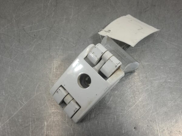 Renault Master X62 LH Upper Barn Door Hinge 2011–Present - Image 4