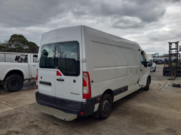 RENAULT MASTER 2020-2026 BOOTLID/TAILGATE BARN DOOR (RH SIDE), MID/HIGH ROOF, X6 - Image 9