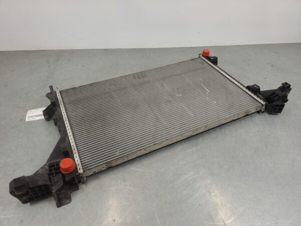 Renault Master X62 Radiator 2020–Present - Image 3