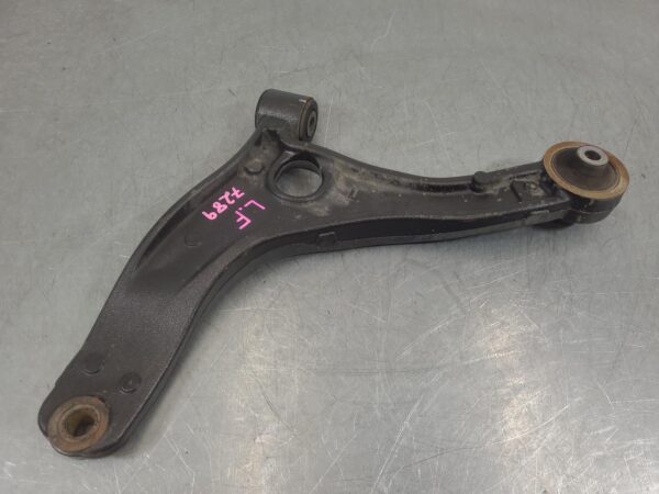 Renault Master X62 Left Front Lower Control Arm 2011–Present - Image 3