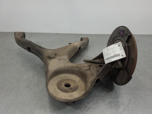 Mercedes Vito 639 Right Rear Hub Assembly 2004–2011 - Image 2
