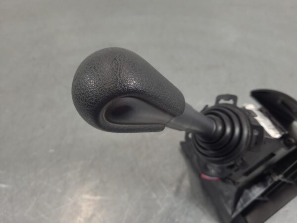 Renault Master X62 Gear Stick/Shifter Auto T/M 2011–Present - Image 4