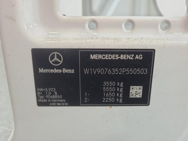 Mercedes Sprinter VS30 Seat Box 2018–Present - Image 7