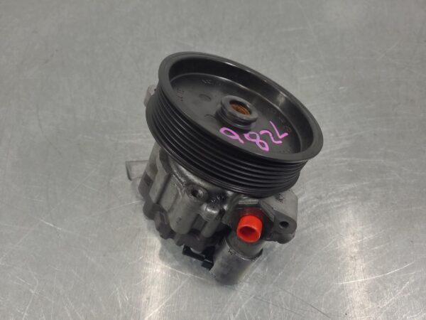 Mercedes Viano 639 3.0L Diesel Steering Pump 2011–2014 - Image 2