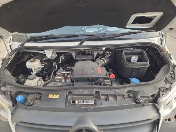 Mercedes Sprinter VS30 2.0L Turbo-Diesel Engine 2022–Present - Image 12