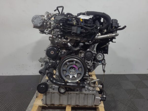 Mercedes Sprinter VS30 2.0L Turbo-Diesel Engine 2022–Present