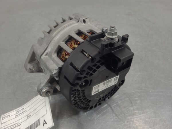 Mercedes Sprinter VS30 2.0L Diesel Alternator 250amp 2022–Present - Image 4