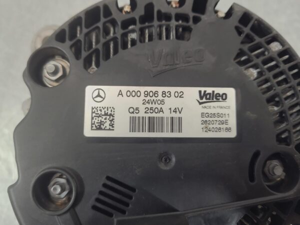Mercedes Sprinter VS30 2.0L Diesel Alternator 250amp 2022–Present - Image 7