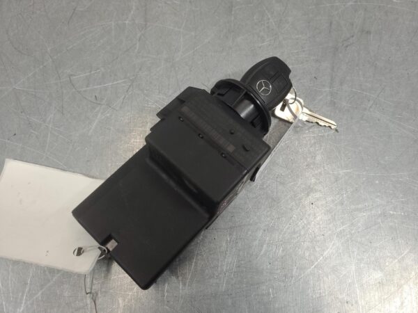 MERCEDES VITO 2004-2015 IGNITION W/ KEY 639, 2.1, DIESEL, AUTO T/M, 04/04-02/15 - Image 3