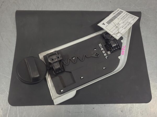 Ford Transit Custom VN 2.0L Diesel Fuel Door / Filler 2013–2023 - Image 5