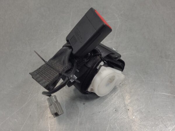FORD RANGER 2015-2022 SEAT BELT LH REAR, SEAT BELT STALK, W/ CENTRE REAR SEAT BE - Image 2