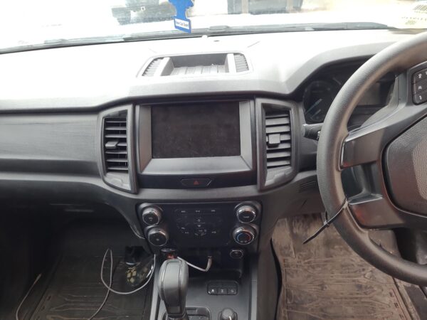 FORD RANGER 2011-2022 COURTESY LIGHT PX, FRONT, W/ SENSOR, AMBIENT LIGHTS TYPE, - Image 11