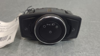 Ford Ranger PX Series 2–3 Headlamp Switch Dash Mounted Non-Foglamp 2015–2022