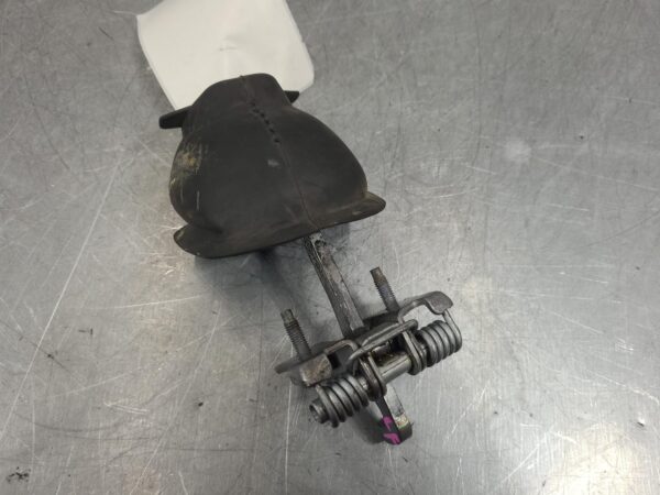 Renault Master X62 LH Front Door Hinge/Runner Check Strap 2011–Present - Image 4
