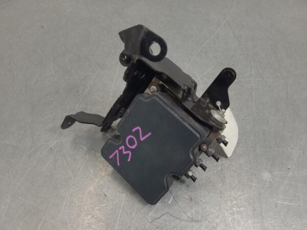 Renault Master X62 ABS Pump/Modulator 2011–Present - Image 5