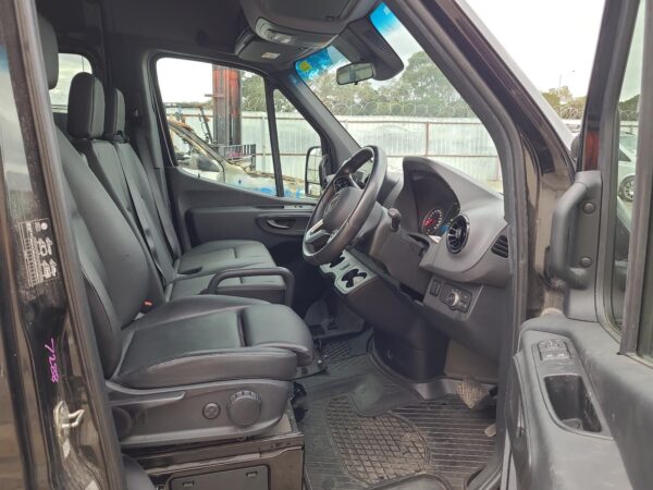 Mercedes Sprinter VS30 Left Rear Sliding Door with Window Glass 2018–Present - Image 11