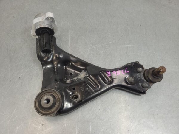 Mercedes Viano 639 Right Front Lower Control Arm 2011–2014 - Image 3