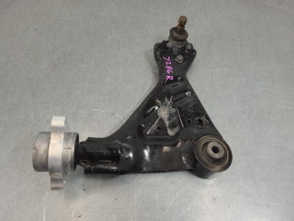 Mercedes Viano 639 Right Front Lower Control Arm 2011–2014 - Image 2
