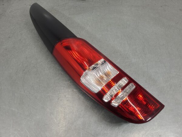 Mercedes Viano 639 Left Taillight In Body Tail Light 2011–2014 - Image 2