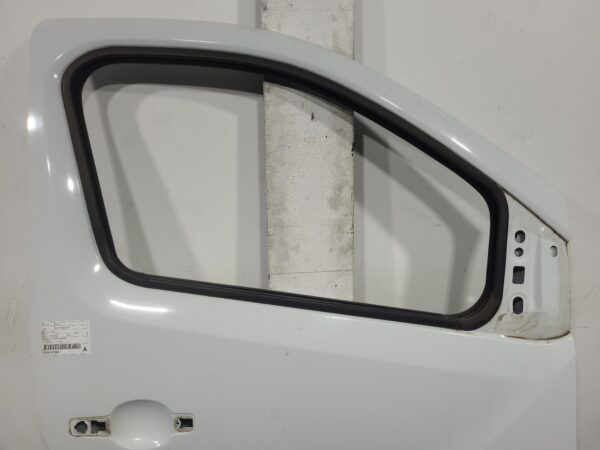 Renault Trafic X82 Right Front Door 2015–2020 - Image 2