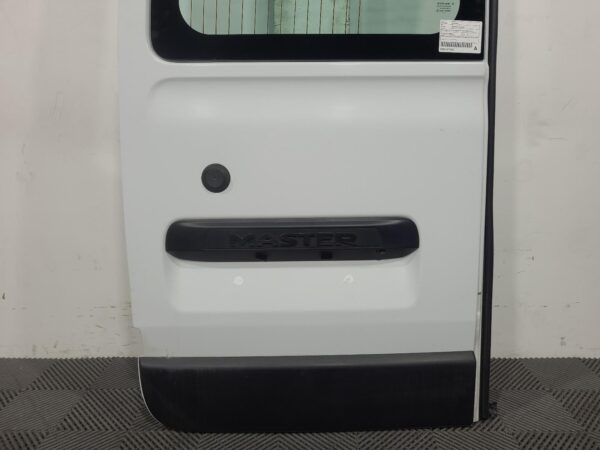 Renault Master X62 Mid/High Roof Bootlid/Tailgate 2020–Present - Image 3
