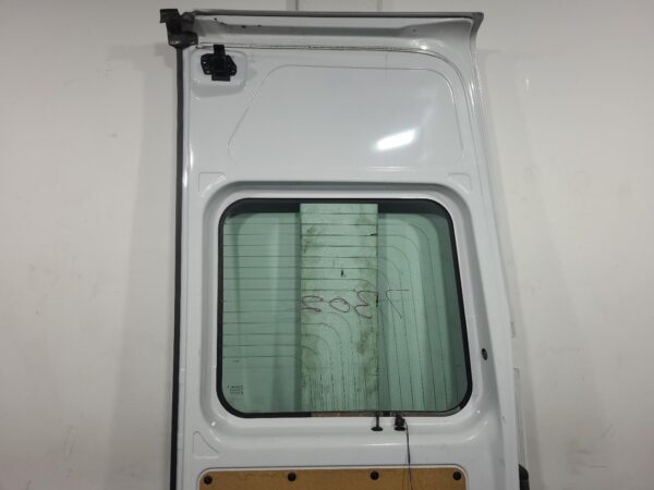 Renault Master X62 Mid/High Roof Bootlid/Tailgate 2020–Present - Image 5