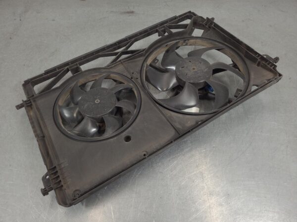 RENAULT TRAFIC 2015-2022 FAN DUAL FAN ASSY, DIESEL, 1.6, X82, 01/15-04/22 - Image 3