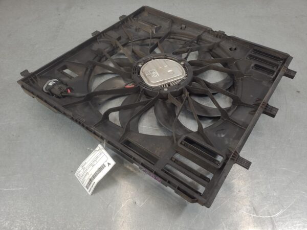Mercedes Sprinter VS30 2.0L Turbo-Diesel Engine Fan Assembly 2022–Present