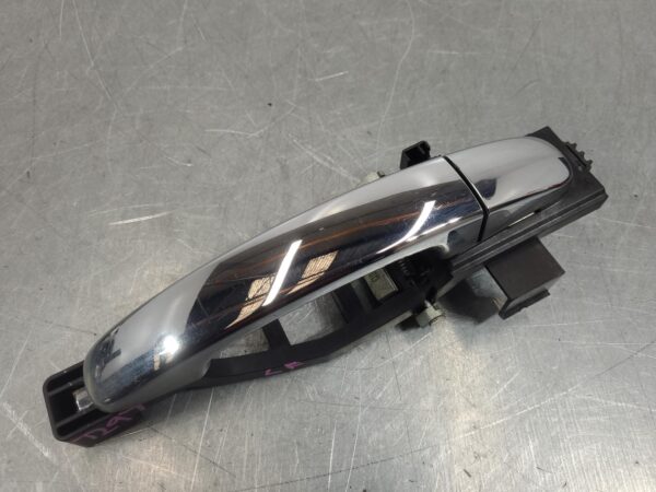 Mazda Bt50 UP–UR LH Front Outer Door Handle 2011–2020 - Image 3