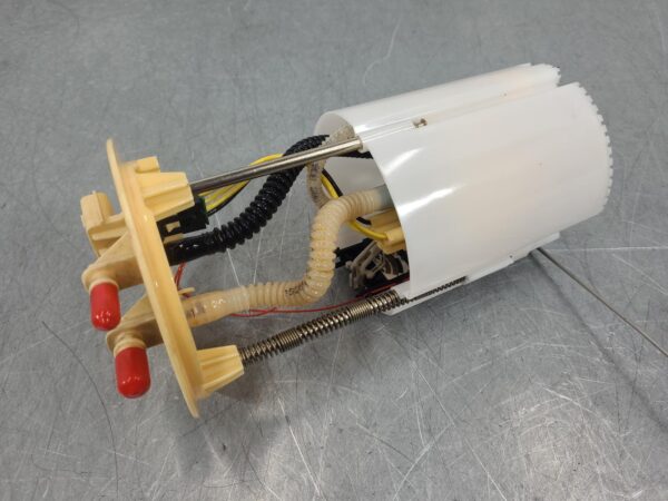 Renault Master X62 2.3L Turbo-Diesel Fuel Sending Unit 2015–Present - Image 5