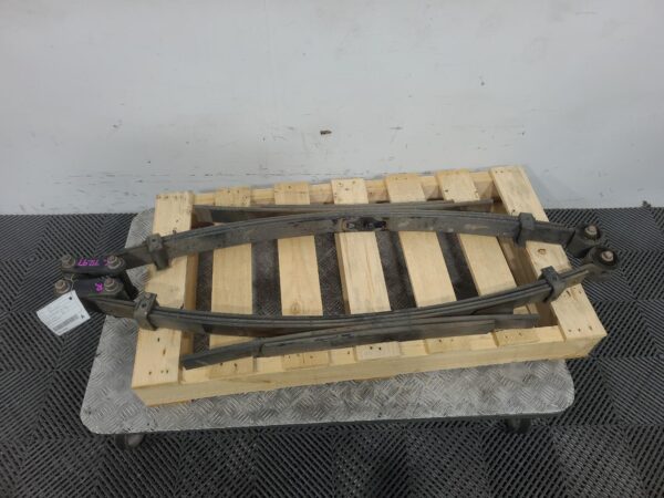 Mazda Bt50 UP–UR Rear Leaf Spring Pair Standard Height 2011–2020