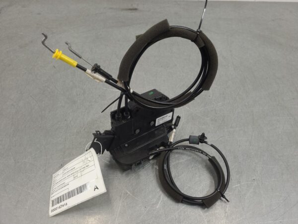 Renault Trafic X82 LH Rear Door Lock Non-Deadlocking 2015–Present