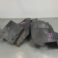 Renault Trafic X82 Right Guard Liner Front 2015–2021