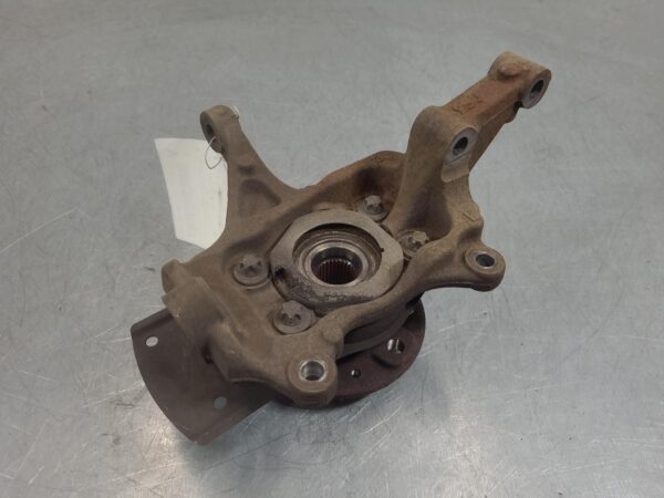 Renault Trafic X82 Left Front Hub Assembly 2015–Present - Image 6