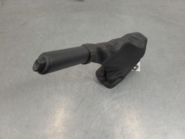 Renault Trafic X82 Handbrake Lever 2015–Present - Image 2