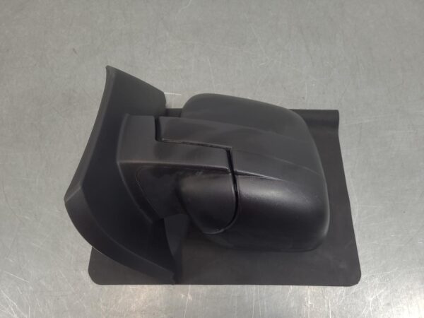Renault Trafic X82 Black Left Door Mirror 2015–2021 - Image 4