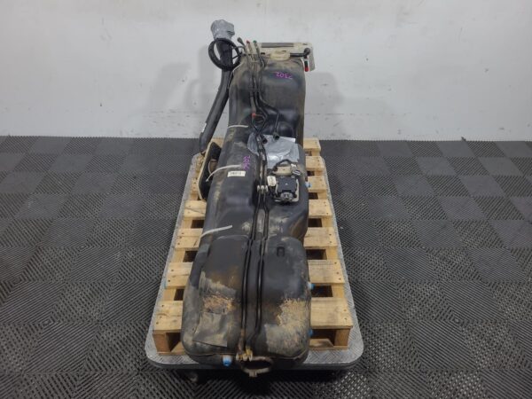 Renault Master X62 2.3L Turbo-Diesel Fuel Tank Twin Turbo 2015–Present - Image 4