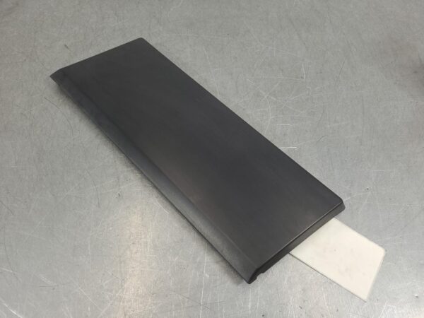 Renault Trafic X82 LH Quarter Panel Mould Long Wheelbase 2015–Present - Image 3