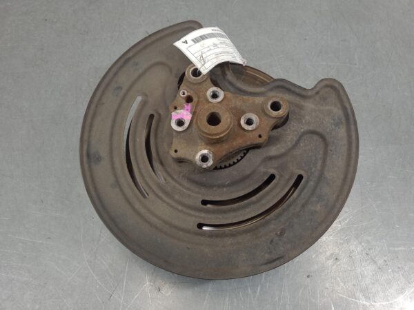 Renault Trafic X82 Right Rear Hub Assembly 2015–Present - Image 6