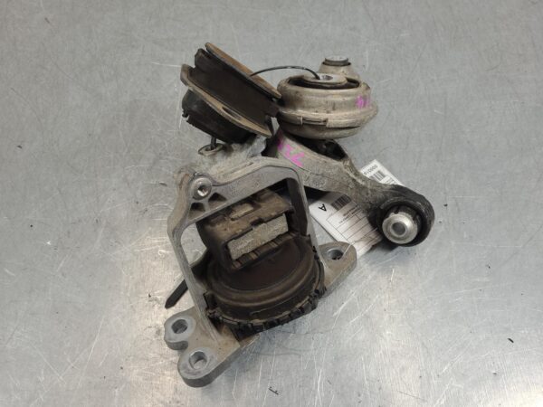 Renault Trafic X82 Mount 2015–Present - Image 6