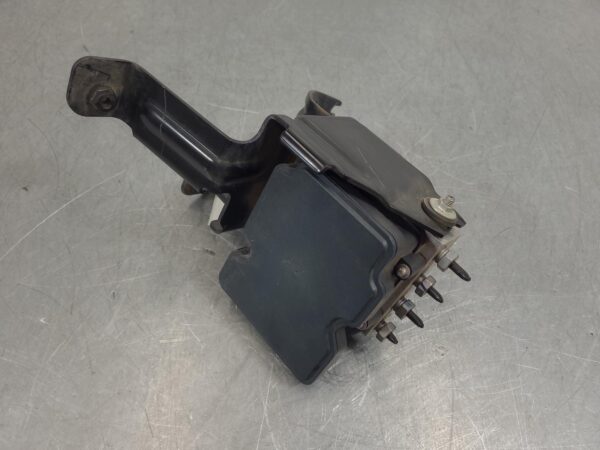 Ford Ranger PX ABS Pump/Modulator P/N Hb3c2c405aa 2011–2022 - Image 6