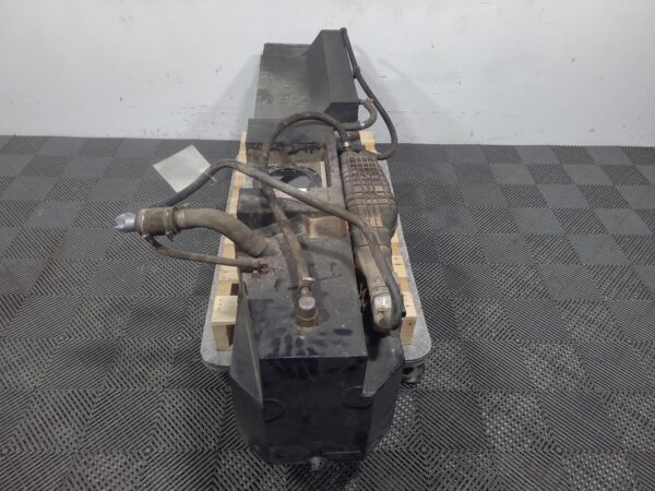 RAM 1500 DS 5.7L Petrol Fuel Tank 98 Litres 1320mm Long 2017–2023 - Image 5
