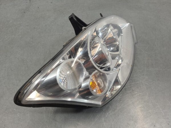 Mercedes Viano 639 Right Headlamp 2011–2014 - Image 3